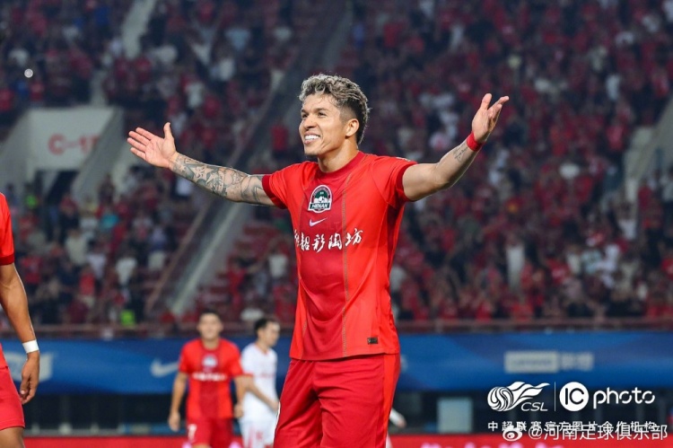 河南主场5-1狂胜海牛 纳萨里奥古斯塔沃梅开二度 河南主场5-1狂胜海牛 纳萨里奥古斯塔沃梅开二度