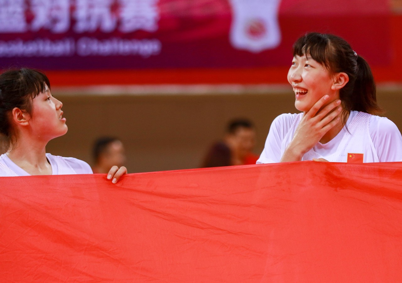 杨舒予月底归队 王思雨李缘邓雨婷已入中国女篮备战名单