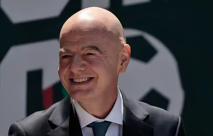 四强全冠汇聚 梅西生涯首战英格兰 四强全冠汇聚 梅西生涯首战英格兰