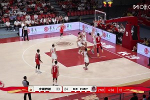 [王俊杰单打]坚决往里凿！王俊杰接球强吃对手 虚晃一枪后打板抛进！