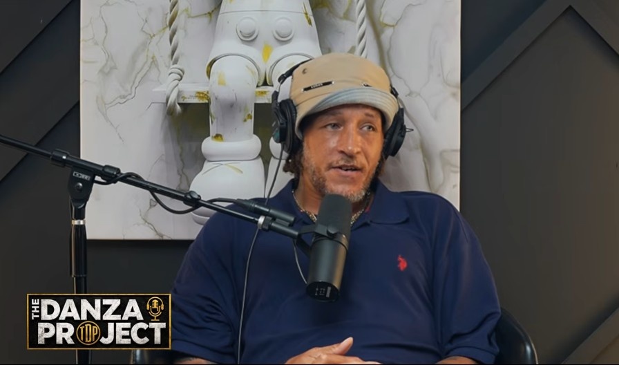 德隆蒂：我和詹姆斯绝不是擦肩而过的泛泛之交 我们亲如继兄弟